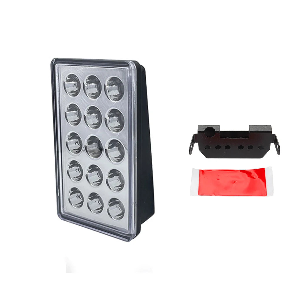 F1 Style Led Feux de pilotage de frein 12V 15led Feux arrière Avertissement de flash automatique Feux de signalisation de sécurité d'arrêt inversé pour voiture SUV MOTO